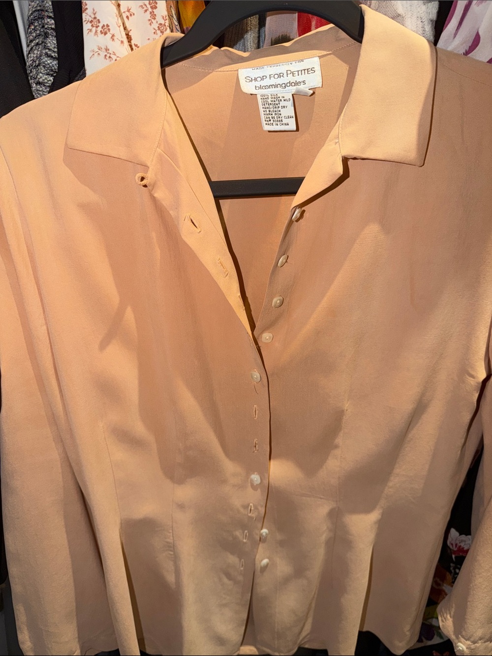 Vintage ~ Bloomingdale’s SILK Peach Button-Front Blouse size 4